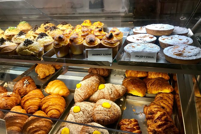 Verona walking tour:food, wine, legends, lunch/dinner & cable car - Piazza Bra Start: Pastries, Legends, and a Fast Verona Orientation