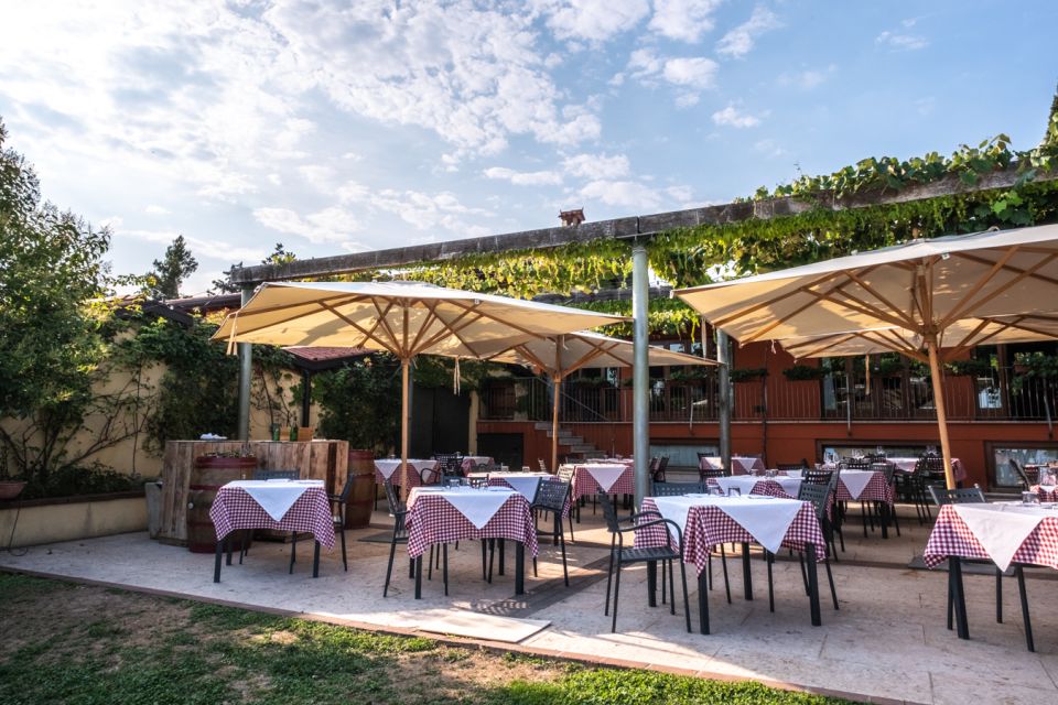 Verona: Wine Tasting with Snacks and Panoramic Views - Corte San Mattia: the kind of Verona wine stop you actually remember
