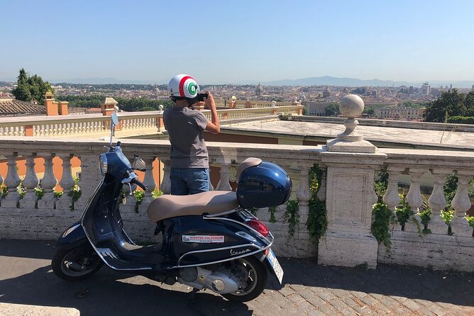 Vespa Primavera 125 cc Rental at Rome 24 ore - Your first hours on the Vespa: how to get confident fast