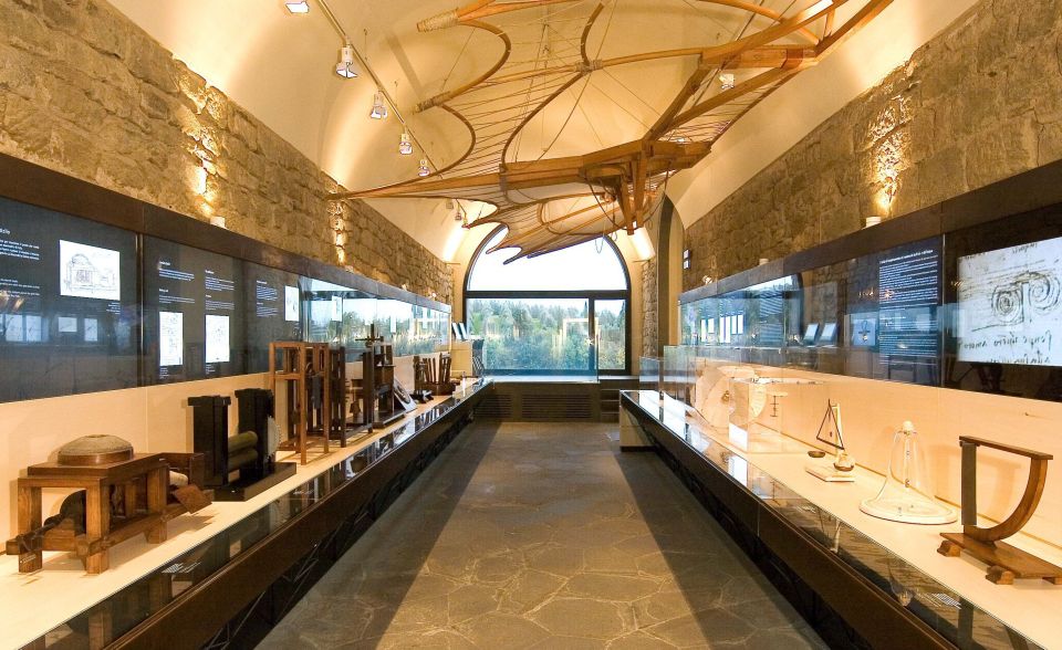 Vinci: Leonardiano Museum & Da Vinci Birthplace Ticket - The museum experience includes 3D films and painting recreations