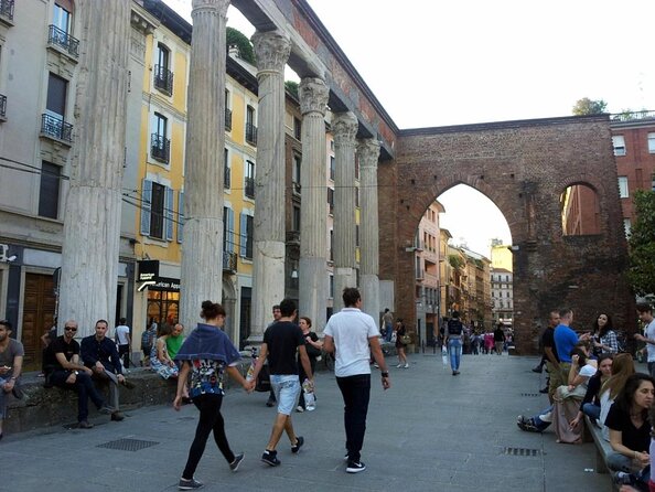 Walking Food Tour of Milan with Tastings - Piazza Vetra: Where Old Canals Still Shape the Walk