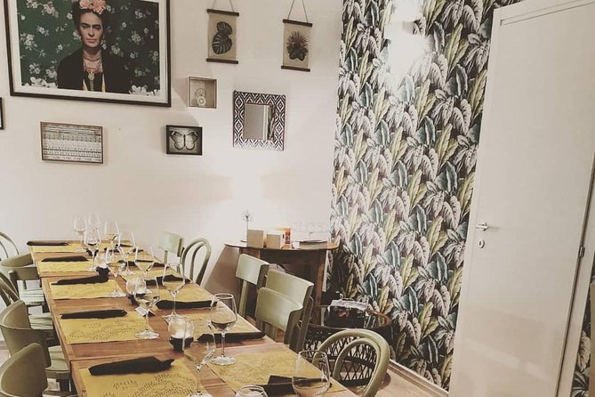 Wine and Food Tasting Experience in Lecce old town - The meeting spot and how to plan your walk