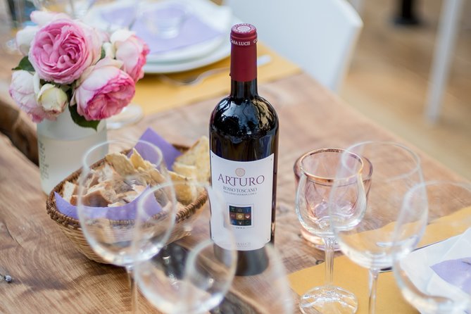 Wine and food tasting in an organic family winery - From 12:00 pm welcome aperitivo to estate walk: the full flow