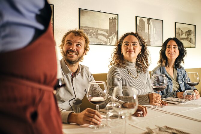 Wine Tasting near Juliet's House & Arena with Valpolicella - Language and communication: English and Spanish in practice