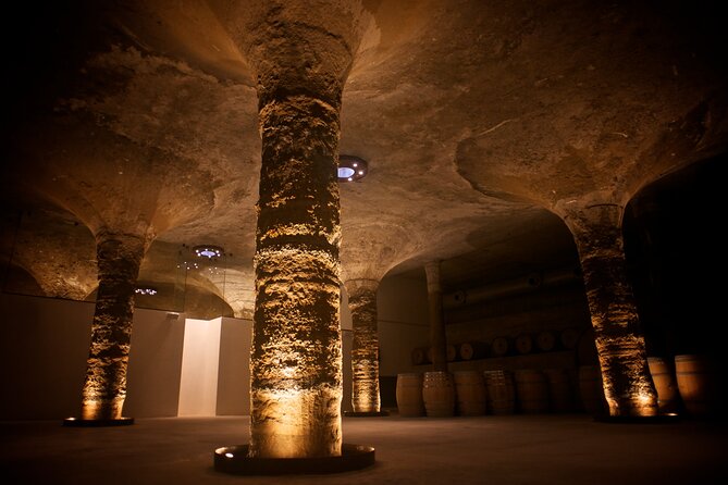 Wine tasting THE CLASSICS - English tour, small group cap, and mobile ticket convenience